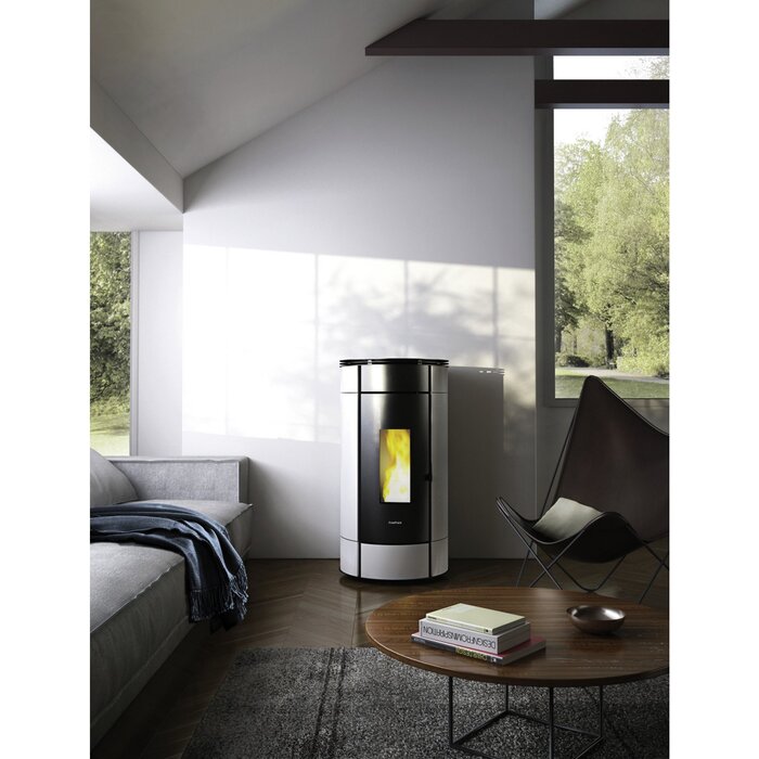 FREEPOINT Globe Pellet Stove 10.5kW White Black
