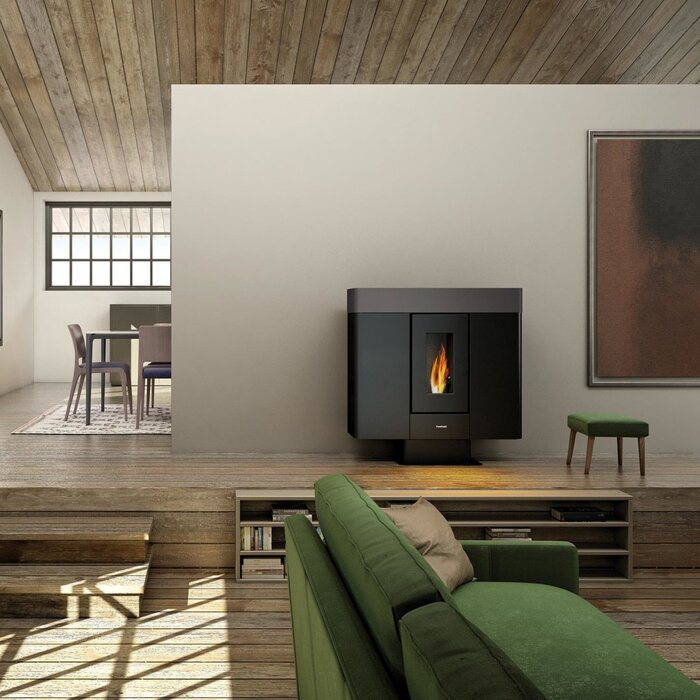 FREEPOINT Moon Pellet Stove 10kW Black Titanium